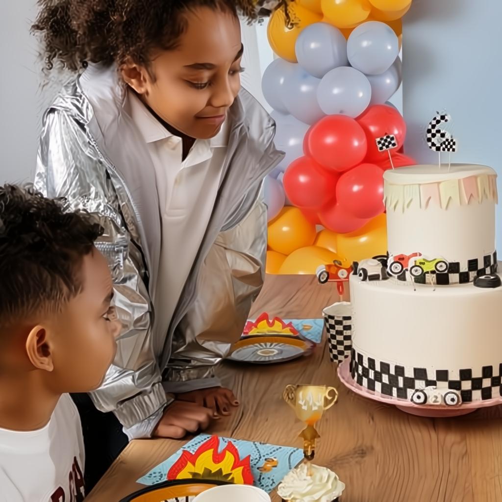 Dekorationen für Muffins - Autos, 12 cm Topper für Kuchen und Muffins PartyDeco 6 fiestastore