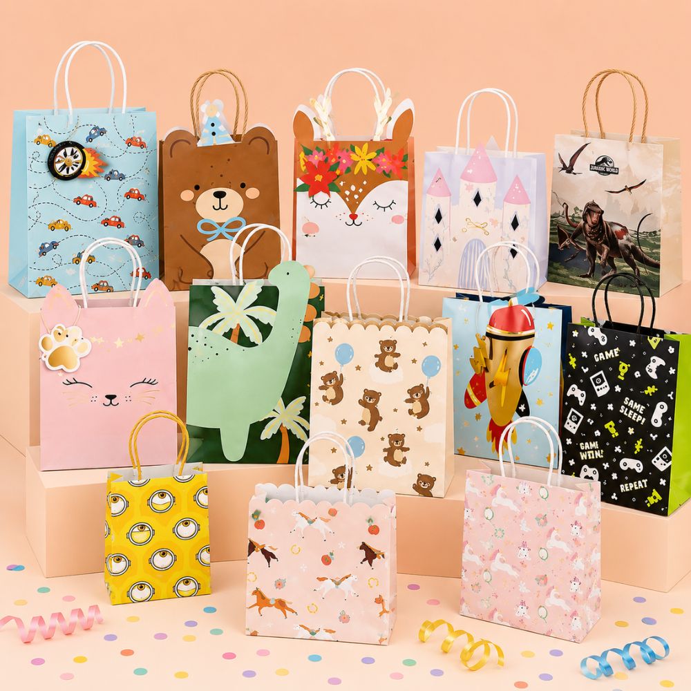 Bunte Geschenktüten für Kindergeburtstage mit Tier-, Dinosaurier-, Einhorn-, Schloss-, Weltraum- und Gaming-Motiven für Mitgebsel und Gastgeschenke.