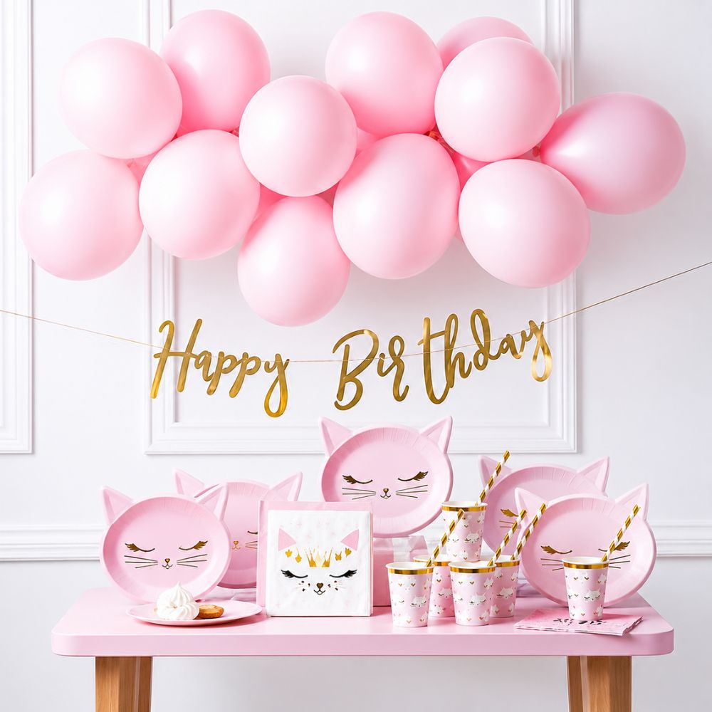 Rosa Katzen Party-Dekorationsset für 6 Personen mit Ballongirlande, Papptellern, Bechern, Servietten und passender Tischdekoration für Kindergeburtstage.